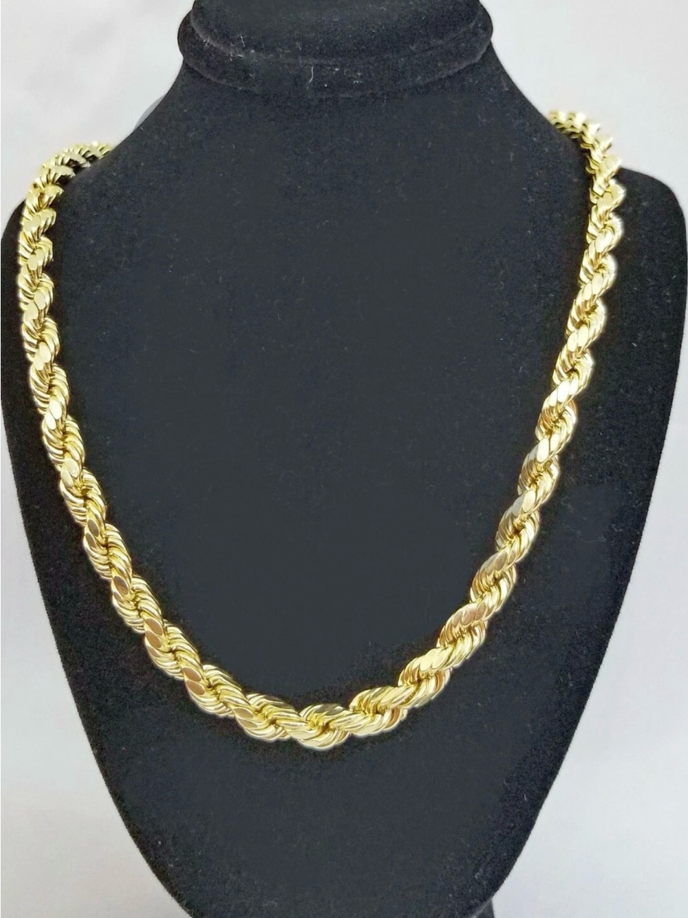 10kt Gold Rope Chain Necklace 22 inch 7mm 23.7 gms -
